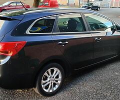 Kia ceed 1.4 crdi 2013