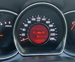 Kia ceed 1.4 crdi 2013 - Image 6/10