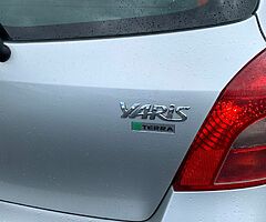 2009 Toyota Yaris Terra 1.0 petrol 
5 speed manual 
Only 78000 kilometers or 48000 miles - Image 7/10