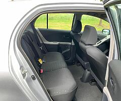 2009 Toyota Yaris Terra 1.0 petrol 
5 speed manual 
Only 78000 kilometers or 48000 miles - Image 9/10