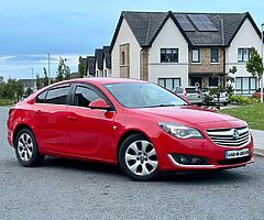 Opel Insignia 2.0 diesel . Manual . Cheap tax