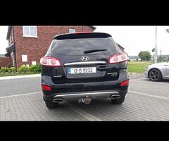 Hyundai Santa Fe 2012 Seven seaters low road tax