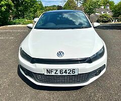 2010 Volkswagen Scirocco - Image 4/10