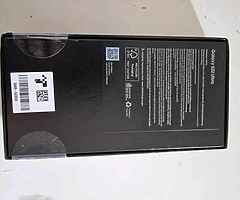 samsung s22 ultra red
