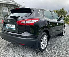 2015 NISSAN QASHQAI 1.2 PETROL ONE LADY OWNER NCT/ TAXED LOW MILEAGE 6 SPEED MANUAL - Image 6/10