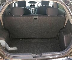 09 Automatic Toyota Vitz - Image 8/8