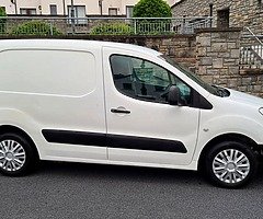 2011 Citreon Berlingo▪︎DOE 10/22▪︎ - Image 5/8