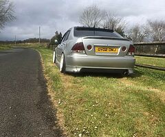 2002 Lexus IS 200