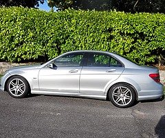 Mercedes C200 Automatic 2.2 Diesel Blue Efficiency - Image 3/10