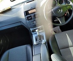 Mercedes C200 Automatic 2.2 Diesel Blue Efficiency - Image 8/10