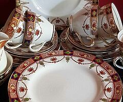 An Edwardian Arklow 27 pce Dinner/Teaset - Image 7/10