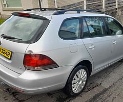 2010 Volkswagen Golf - Image 3/5