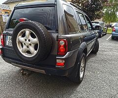 Land Rover 2.0 Diesel Fresh Test (Automatic) - Image 5/10