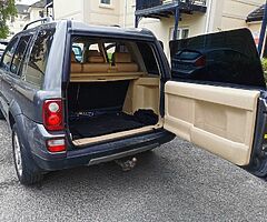 Land Rover 2.0 Diesel Fresh Test (Automatic) - Image 9/10