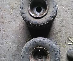 Quad tyres