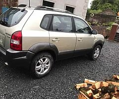 2006 Hyundai Tucson - Image 4/10