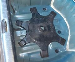  - Image 3/4