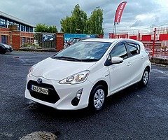 Toyota Aqua 1.5 Hybrid