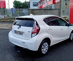 Toyota Aqua 1.5 Hybrid - Image 5/10