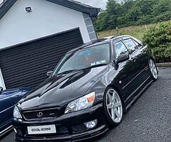 *Black 04/05 is200 *