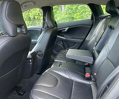 Volvo V40 2014 1.6D D2 \ Manual Swap - Image 9/10
