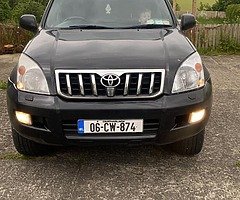 Toyota Landcruiser 2006 SWB Automatic Doe 5/23 - Image 3/6