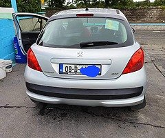Vehicles - Image 4/8