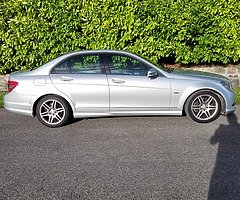 Mercedes C200 Automatic 2.2 Diesel Blue Efficiency - Image 6/10