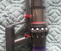 Dyson v11
