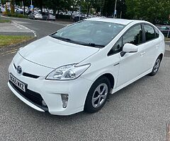 2015 Toyota Prius - Image 5/10
