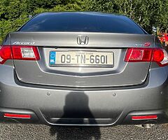 2009 Honda Accord Type S - Image 6/10