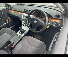 2009 Volkswagen Passat 1.9TDI - Image 5/7
