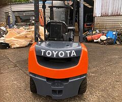 Toyota forklift - Image 10/10