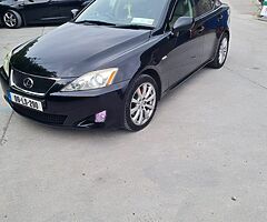 Lexus IS 220d - Image 7/7