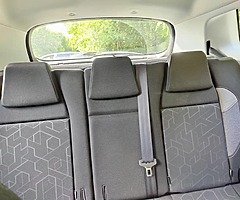 Peugeot 2008 - Image 8/10