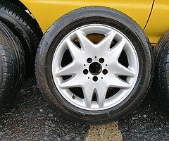 Mercedes Benz 17"Alloy Wheels - Image 3/10