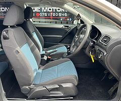 2011 Volkswagen Golf - Image 4/10