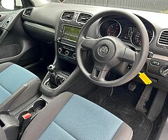 2011 Volkswagen Golf - Image 5/10