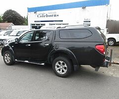 2014 2014 MITSUBISHI L200 2.5 CRDI 4WD  FIVE SEATER CREW CAB  L200 - Image 5/9