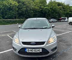 10 FORD FOCUS