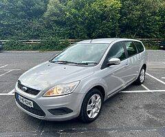 10 FORD FOCUS
