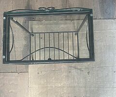 Glassy metal table - Image 3/5