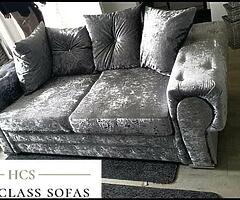Brand new high quality Italian crushed velvet 3+2 suite of furniture €800 next day delivery