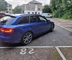 Audi a4 s line black edition avant 190  - Image 4/8