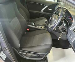 2015 Toyota Avensis - Image 4/6