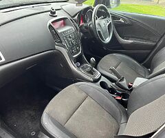 142 Opel Astra 1.3CDTI NCT Expires November 20,22 - Image 5/7