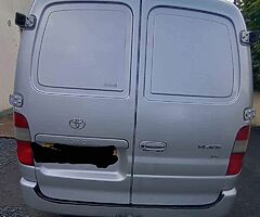 UK reg 08Toyota HiAce LWB 110k miles immaculate condition inside and out split back doors MOT 03/23 - Image 3/10