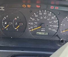 UK reg 08Toyota HiAce LWB 110k miles immaculate condition inside and out split back doors MOT 03/23 - Image 6/10