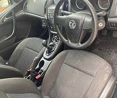 2012 Vauxhall Astra - Image 4/6