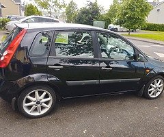 06 Ford fiesta TAX AND N.C.T